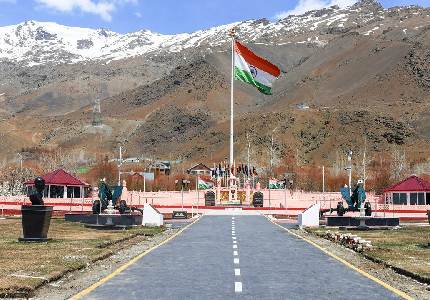 Srinagar to Kargil (Approx. 6-7 hours drive)